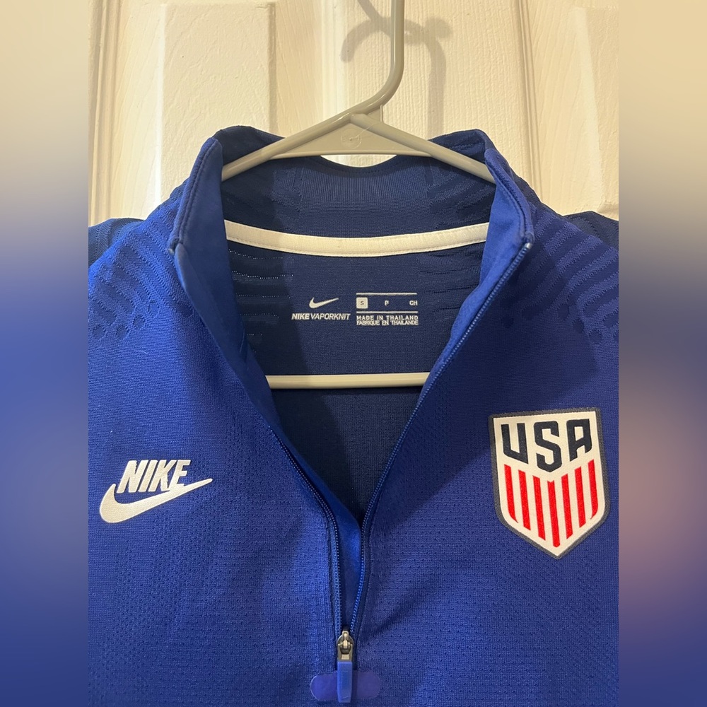 Nike USWNT Royal Blue USA Soccer Warmup - Picture 4 of 4